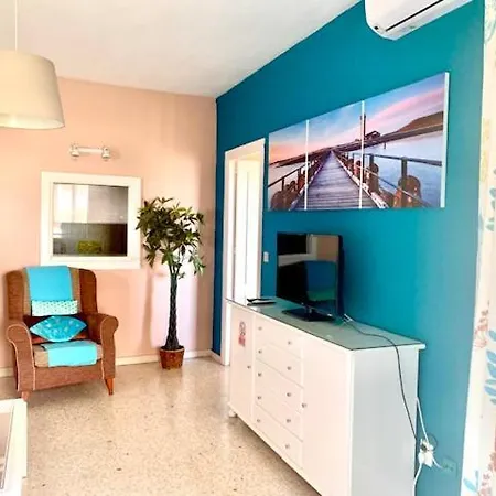 Ronda 3 Beachfront Apartamento *