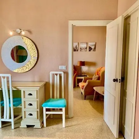 Ronda 3 Beachfront Apartment