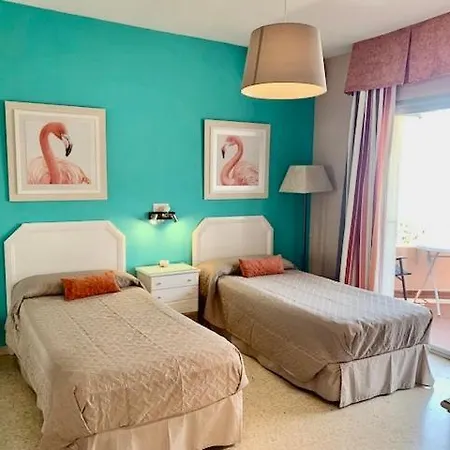 Ronda 3 Beachfront Appartement
