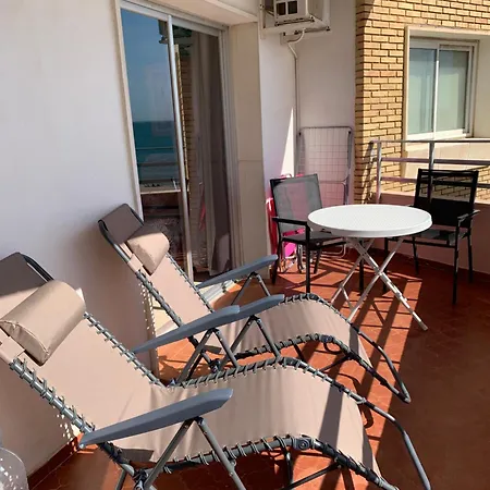Ronda 3 Beachfront 公寓 丰希罗拉