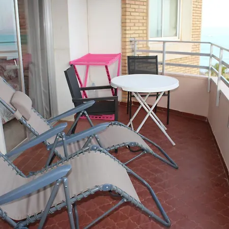 Ronda 3 Beachfront 公寓 *