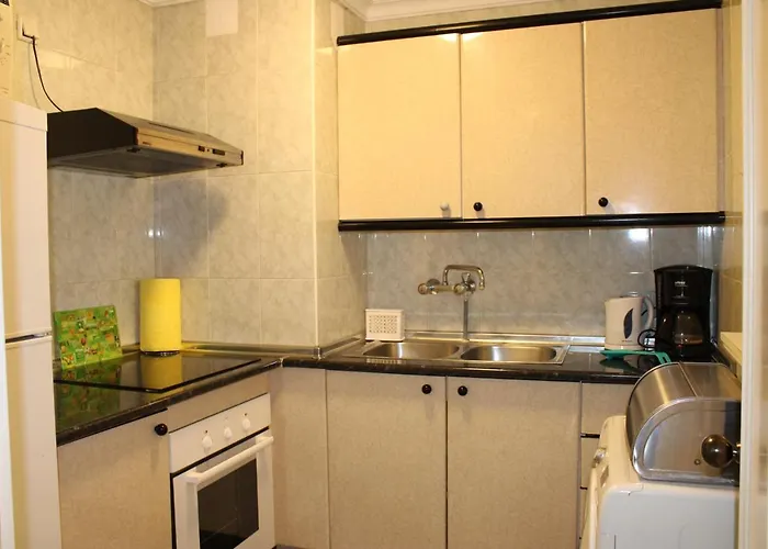 Ronda 3 Beachfront 아파트