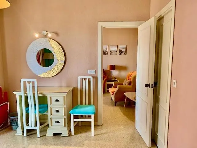 Ronda 3 Beachfront 아파트