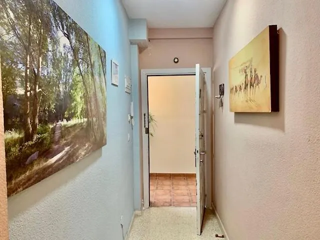 Ronda 3 Beachfront * 푸엔히롤라