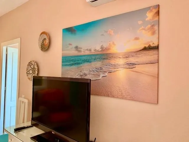 Ronda 3 Beachfront 아파트 푸엔히롤라